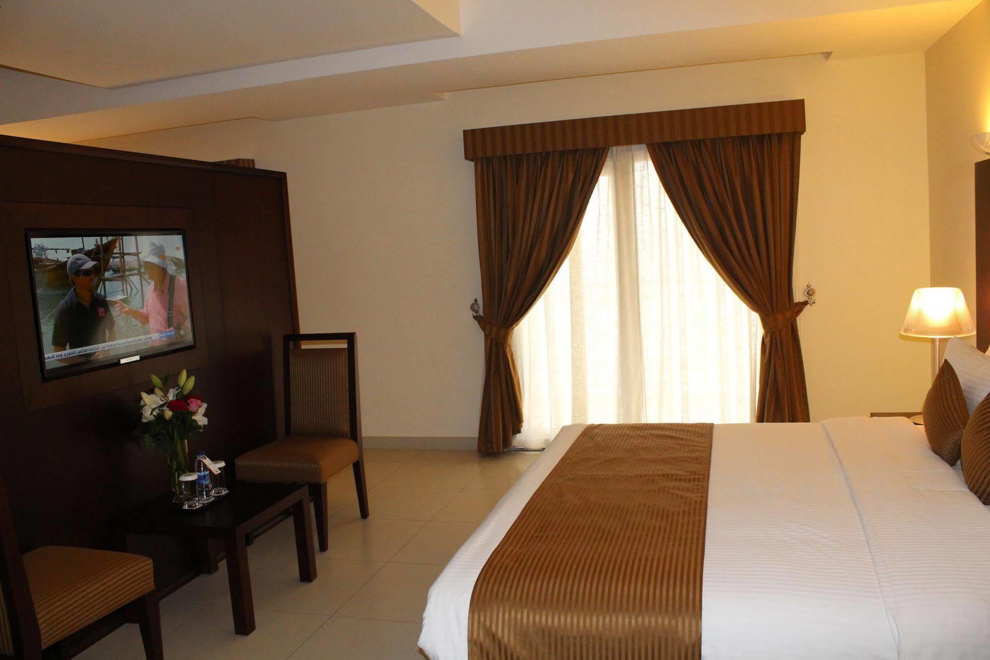 Sohar Beach Hotel 3*